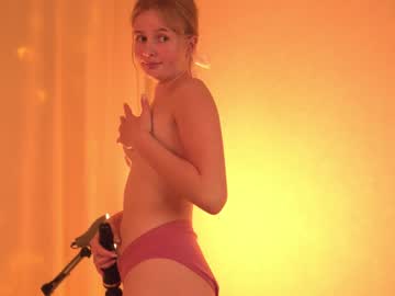 girl Live Cam Girls Love To Strip Naked For Their Viewers with claireprincess