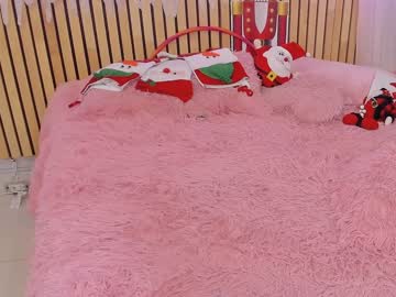 girl
        little_effy18 cam image #3064421