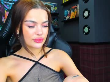 girl
        angel_sapphire_ cam image #5073235