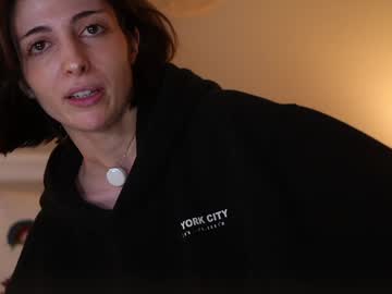 girl
        rosykindred cam image #5161963