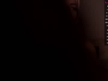 girl
        maryberrygh_ cam image #2039814