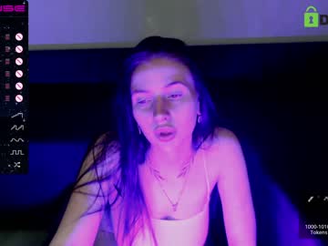 girl
        fallen_angel_18 cam image #835937