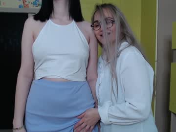 couple
        renae_tom cam image #743081