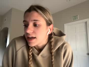 girl
        ameliarustova cam image #1600742