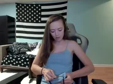 girl
        anabelleleigh cam image #340300
