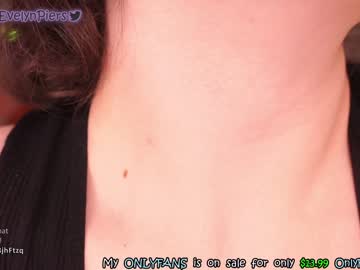 girl
        evelynpiers cam image #264572