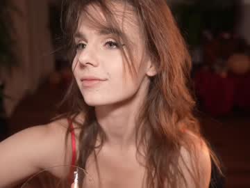 girl
        excitease cam image #5384275