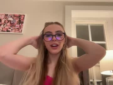 girl
        katarinaaxoxo cam image #6141073