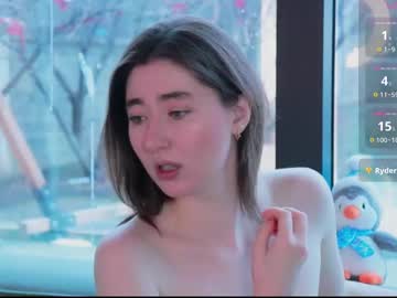 girl
        emmasn0w cam image #6192660