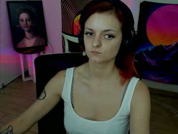 girl
        red_bestie_ cam image #4592242