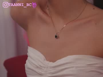 girl
        taanni_bc cam image #3302650