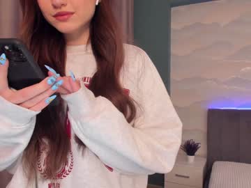 girl
        yes_ready cam image #719804