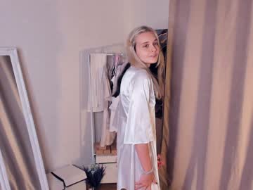 girl
        mine_secrtsxxx cam image #2259303