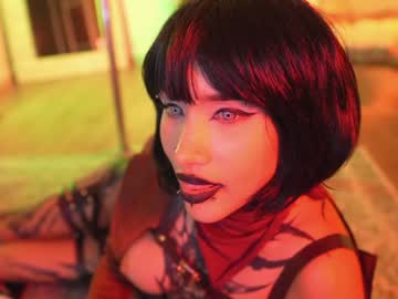 girl
        goth_dolll cam image #4833301