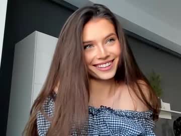 girl
        isia_slay cam image #431323