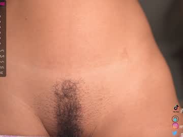 girl
        mykinkybunny cam image #1743494
