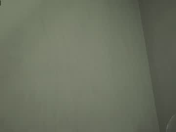 girl
        tessarosse_ cam image #2061356