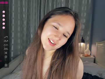 girl
        _firefly___ cam image #2016655