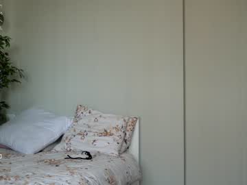 girl
        ronny_ponny cam image #4173578