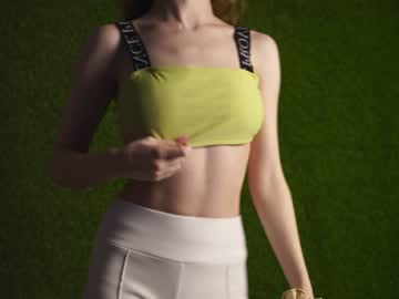 girl
        tinabredley cam image #3314294