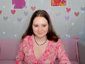 girl
        sshy_dream cam image #4495137