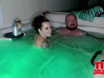couple
        2freakycouple24 cam image #1197973