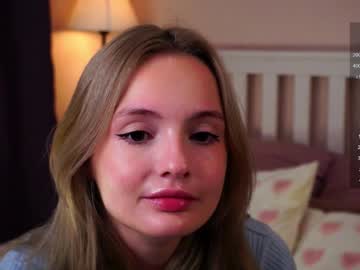 girl
        esmeblond cam image #4723345
