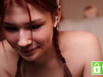 girl
        bonnie_petite cam image #3586804