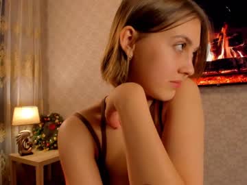 girl
        francesdonna cam image #520812