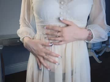 girl
        lorabowman cam image #5531849