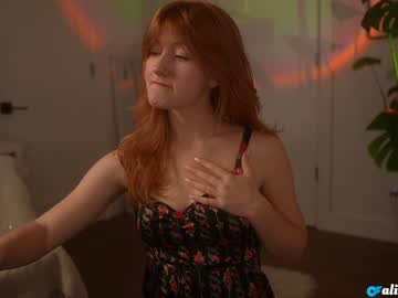 girl
        alisonrouge cam image #711057