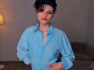 girl
        cruellade_vil cam image #4195153