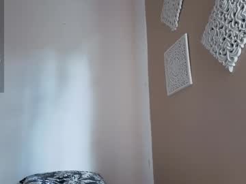 girl
        ohanna_ cam image #6835305
