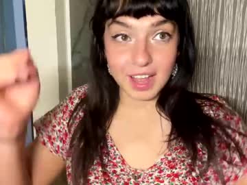 girl
        straightoutthetrailer cam image #6629798
