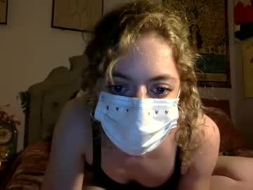 girl
        sweetmarie223 cam image #3768559