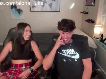 couple
        alpha_luke cam image #1959255