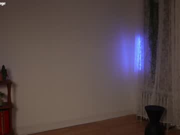 girl
        alisonrouge cam image #2175837