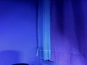 girl
        evatango cam image #213720