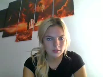 girl
        lacyxtate cam image #169469