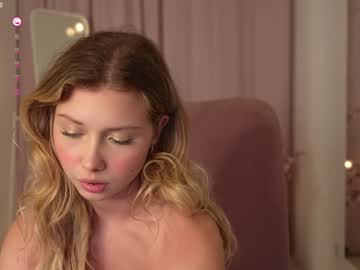 girl
        april_blush cam image #5067012