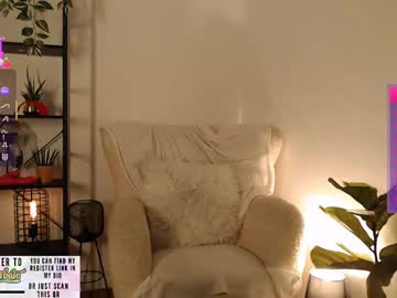 girl
        lucylia_ cam image #6209542