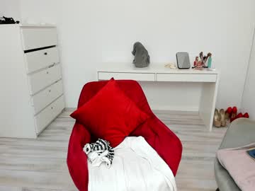 couple
        dariaa_doll cam image #2803361