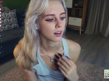 girl
        audreycarvin cam image #4774824