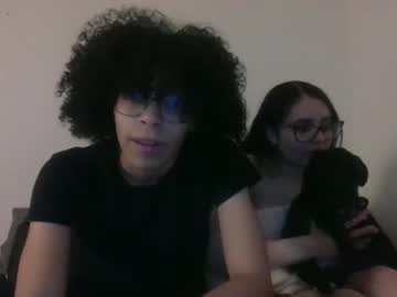 couple Live Cam Girls Love To Strip Naked For Their Viewers with zaempire