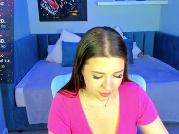 girl
        lilla_cuties cam image #4986667