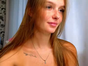 girl
        frauchocolate cam image #5596373