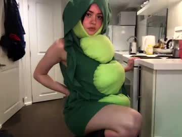 girl
        littlesugarpea cam image #1061285