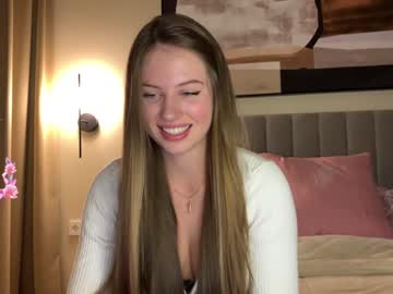 girl
        kiramystery cam image #4742727
