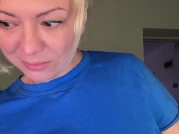 girl
        kiradivine cam image #3500106