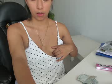 couple
        emillybrowm cam image #6560499